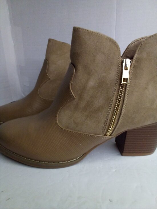 C Est. 1946 Shoes - Comfort Est 1946 Ankle Boot Women 10M 10 Side Zip Block Heel Bootie Tan Brown